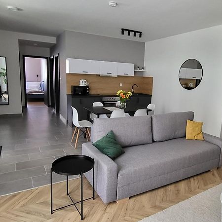 Dotis Apartman Тата Экстерьер фото